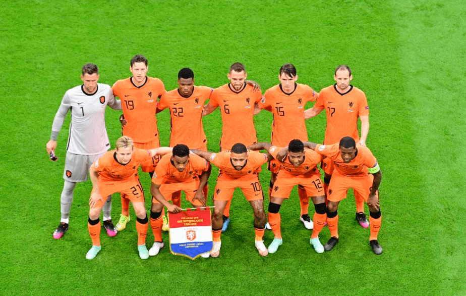 关于荷兰队险胜晋级,发挥出色助力闯关的信息 关于荷兰队险胜晋级,发挥出色助力闯关的信息