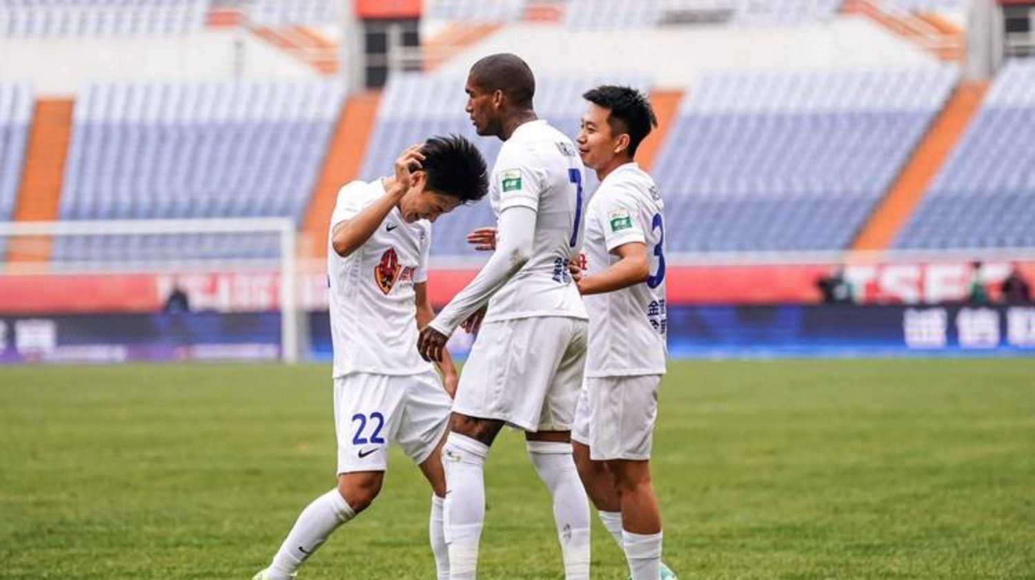 1xbet体育vip注册-竞争激烈的中超赛场，看点十足引人入胜