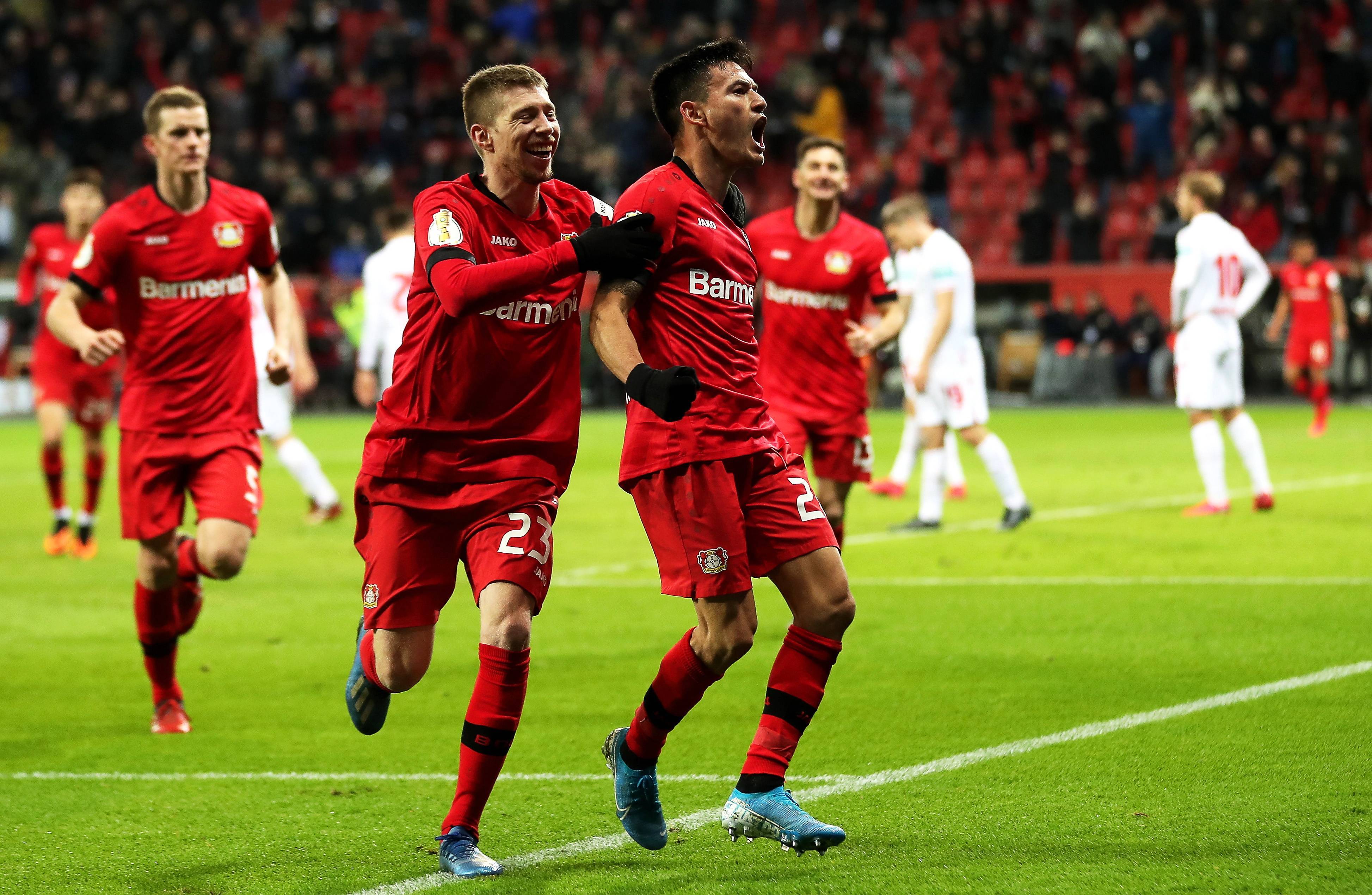 关于弗赖堡队在德国足球联赛上实现翻身的信息