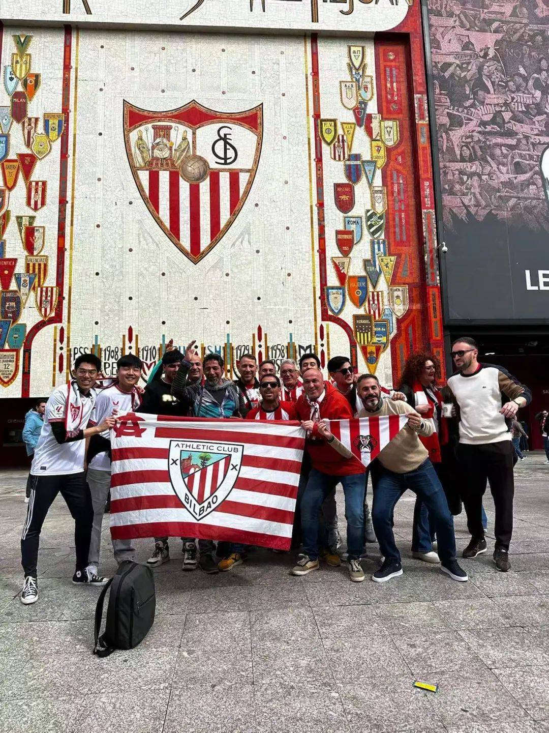 塞维利亚宣布签下年轻天才后卫，球迷期待他为球队带来新变革