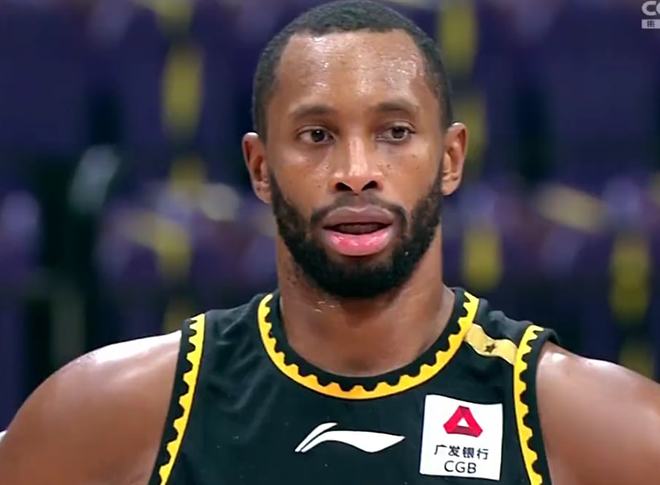 新鲜对决，胜负悬念周旋不定的简单介绍