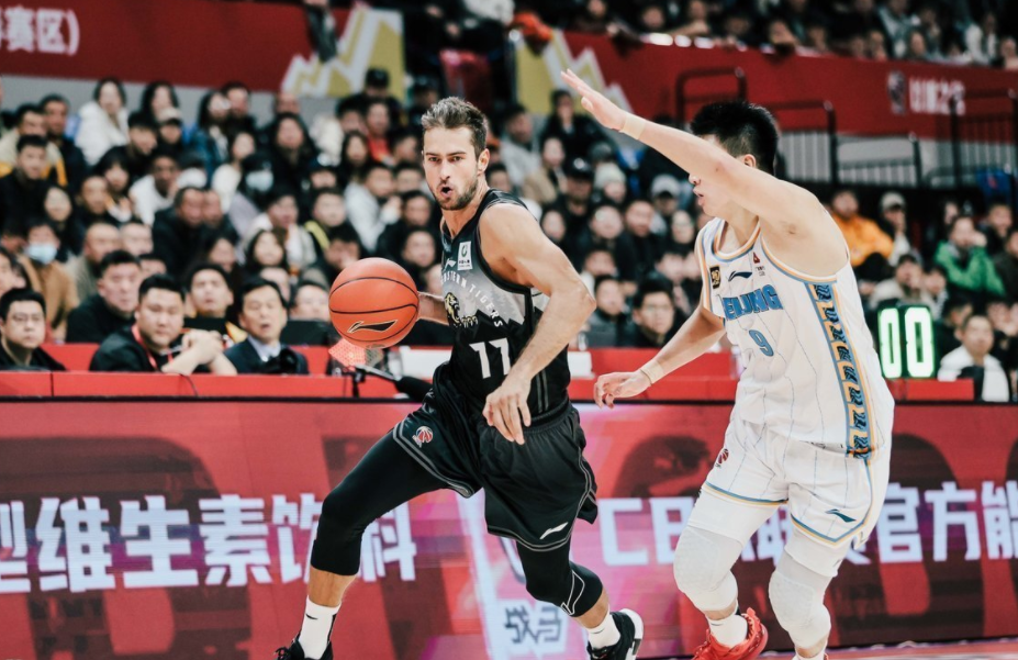 1xbet体育平台-联盟领头羊在比赛中展现强大实力的简单介绍