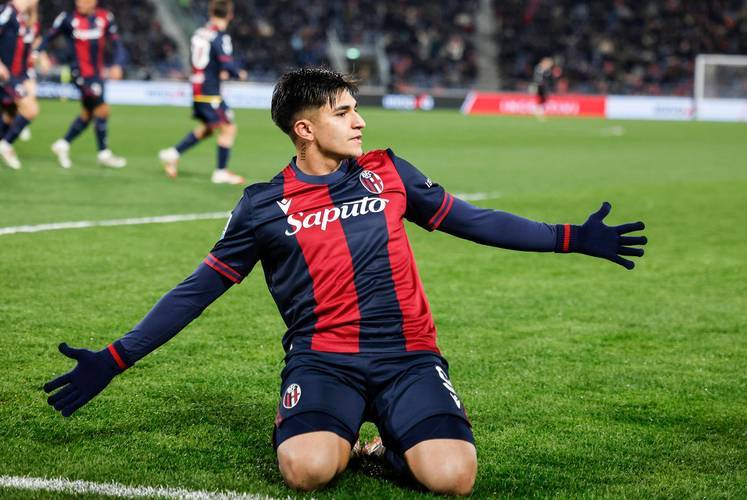 包含米兰征战欧冠表现出众国际状元淡定射破三十的词条